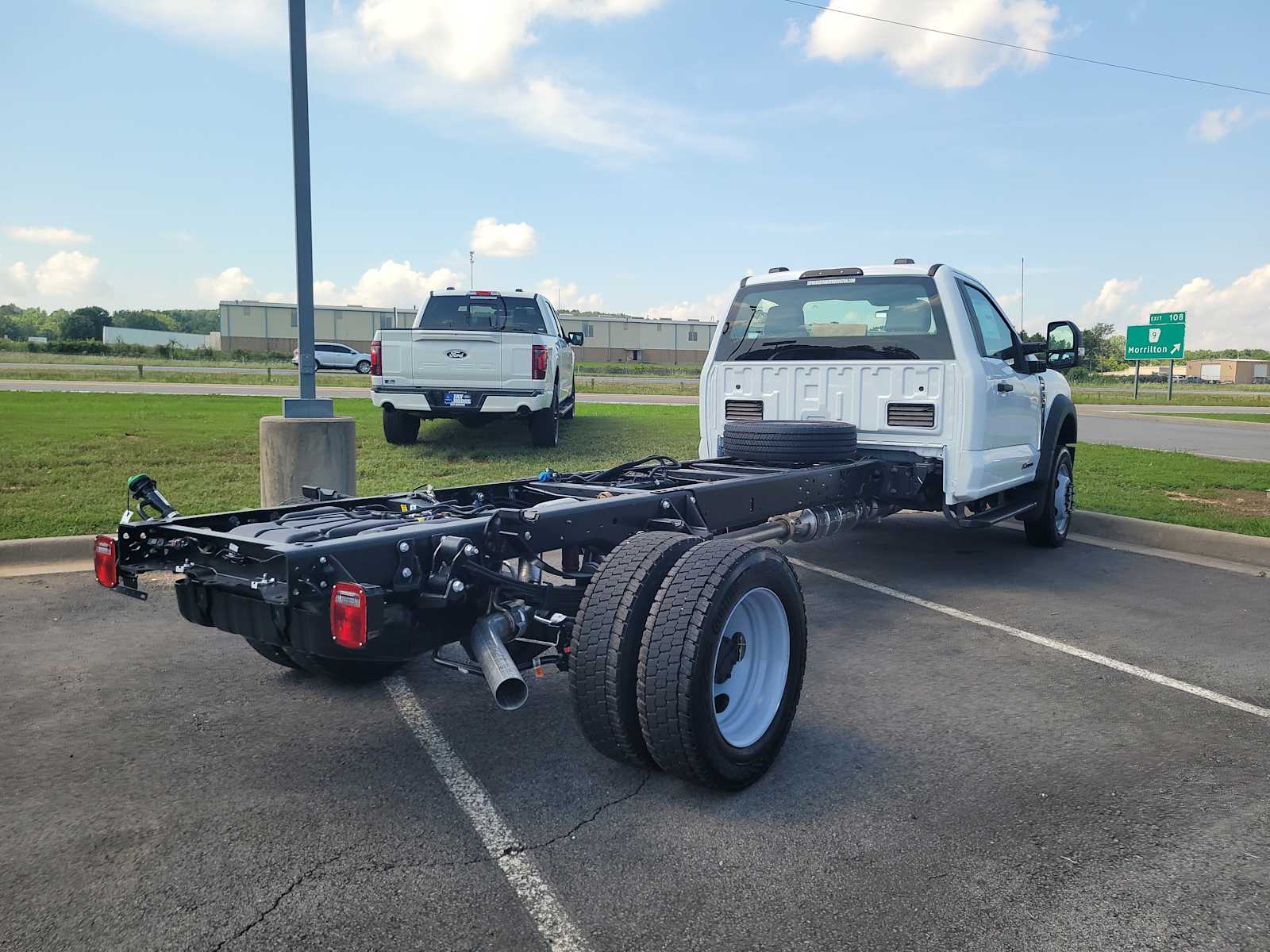 2025 Ford F-550 XL photo 3