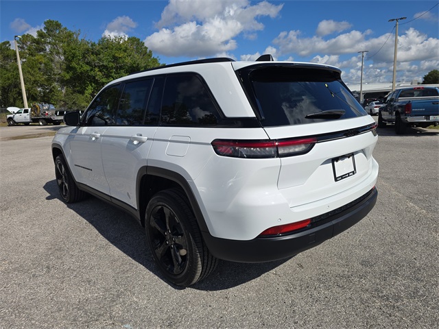 2025 Jeep Grand Cherokee Altitude X photo 4