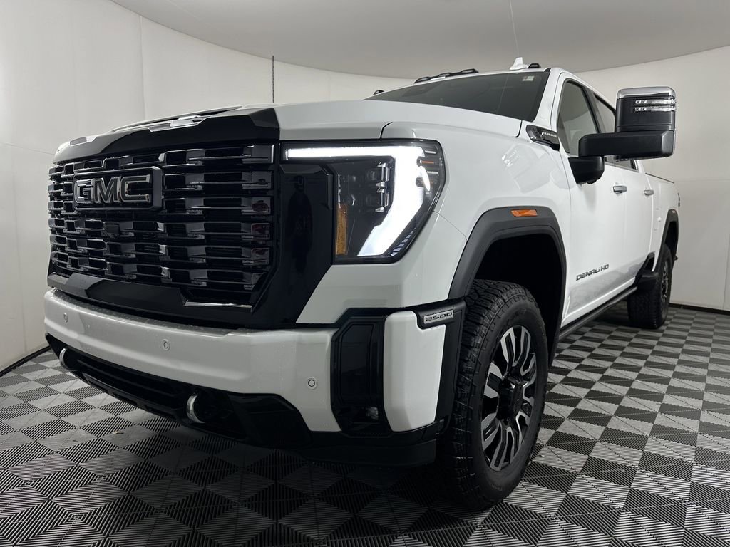 2025 Gmc Sierra 2500 HD Denali Ultimate photo 3