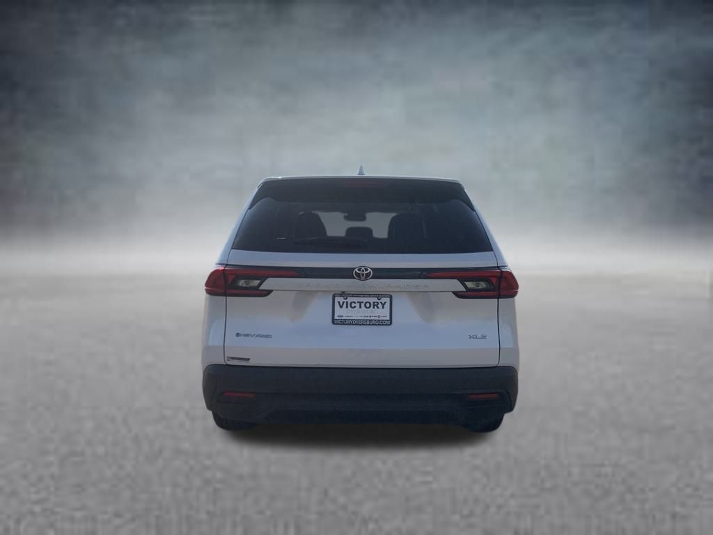 2024 Toyota Highlander Hybrid XLE photo 4