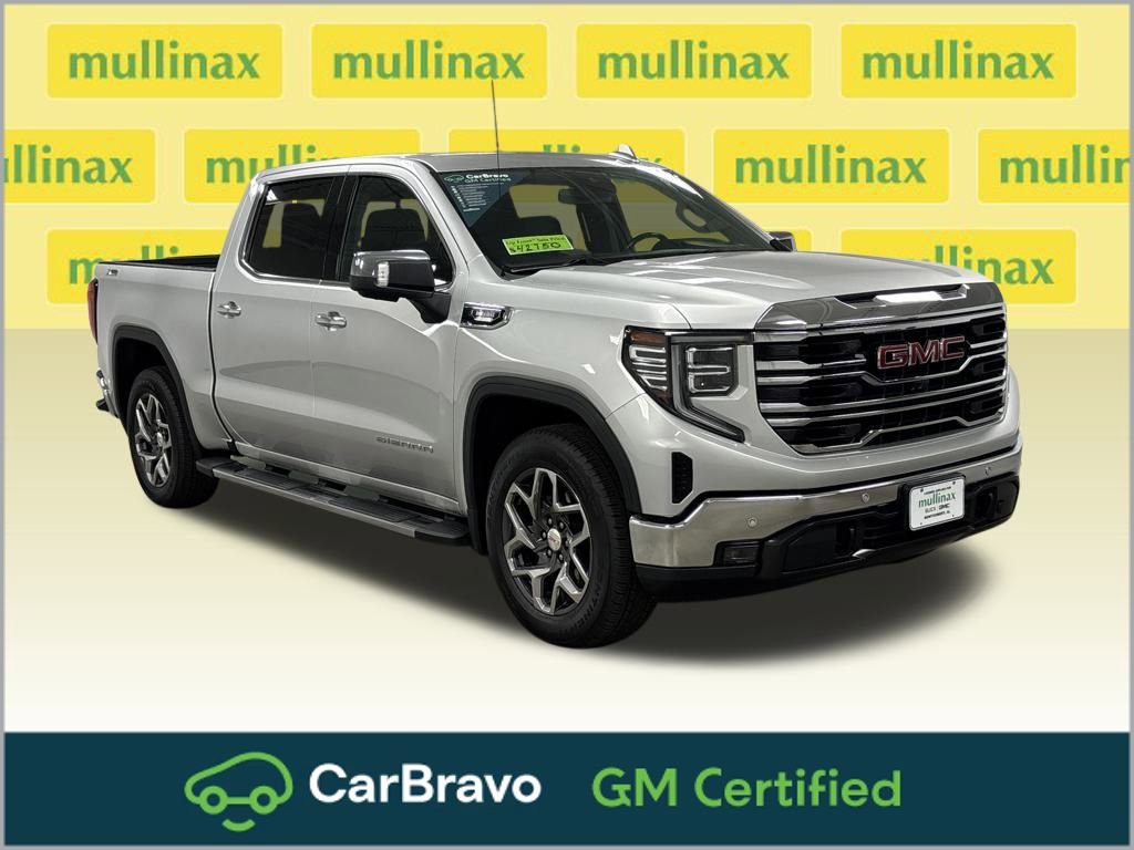 2022 GMC Sierra 1500 SLT's photo