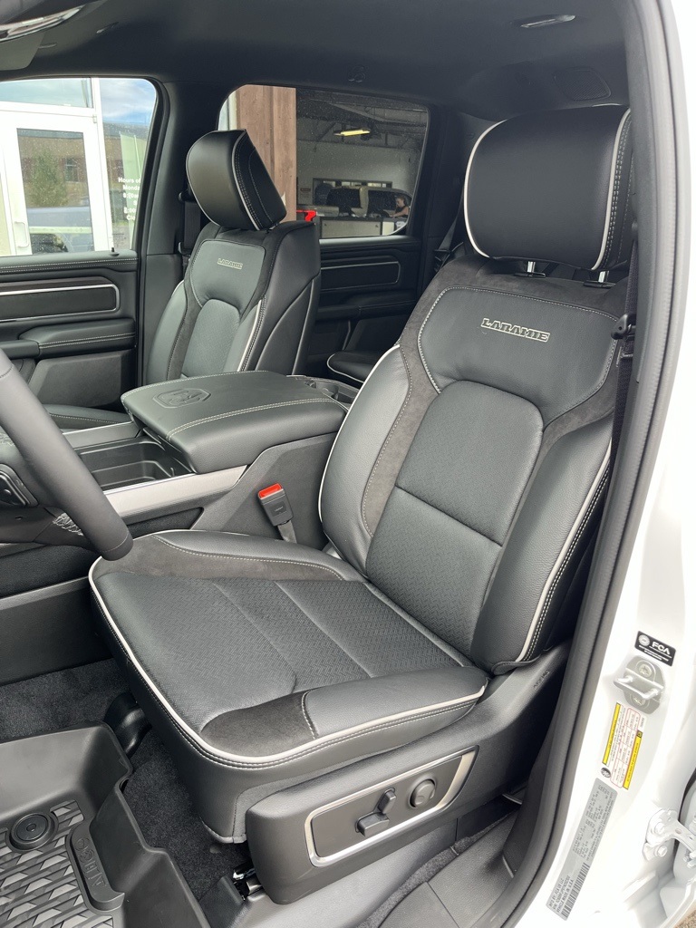 2026 Ram 1500 Laramie photo 13