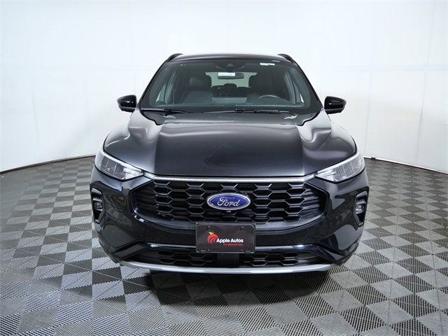2023 Ford Escape ST-Line Select photo 3