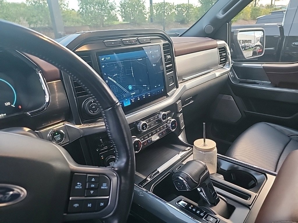2023 Ford F-150 Lariat photo 12