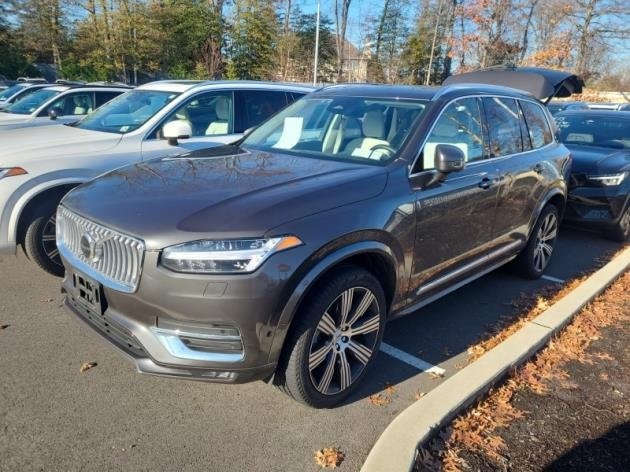 2024 Volvo XC90 Plus's photo