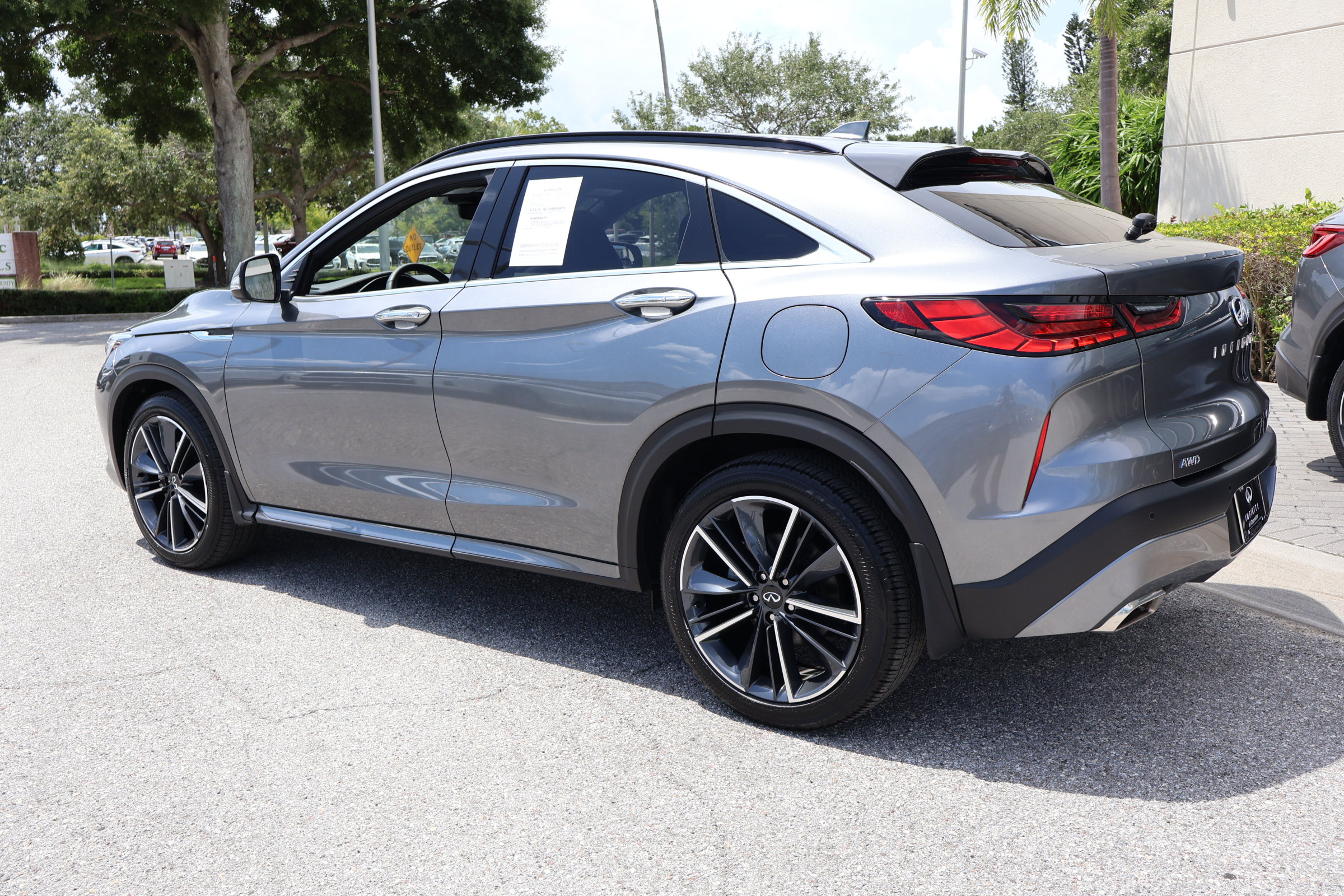 2025 Infiniti QX55 Essential photo 7