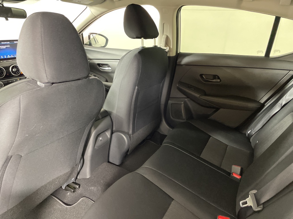 2025 Nissan Sentra SV photo 32