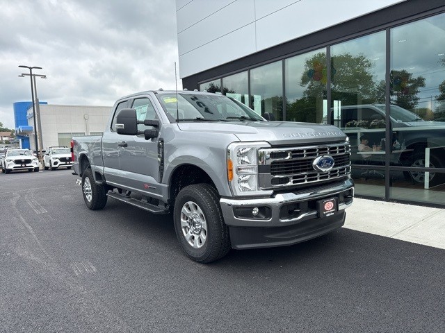 2023 Ford F-350SD XLT
