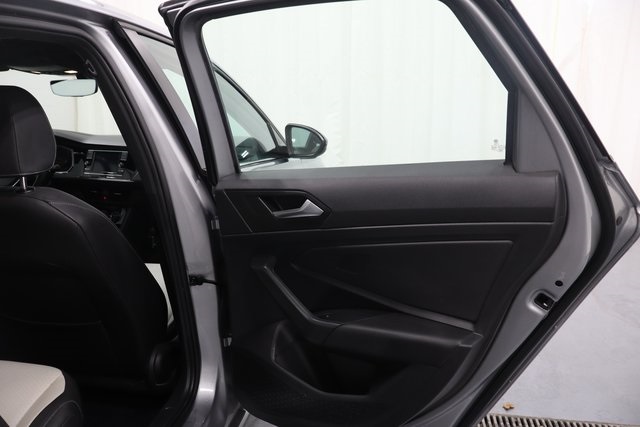 2019 Volkswagen Jetta 1.4T R-Line photo 13