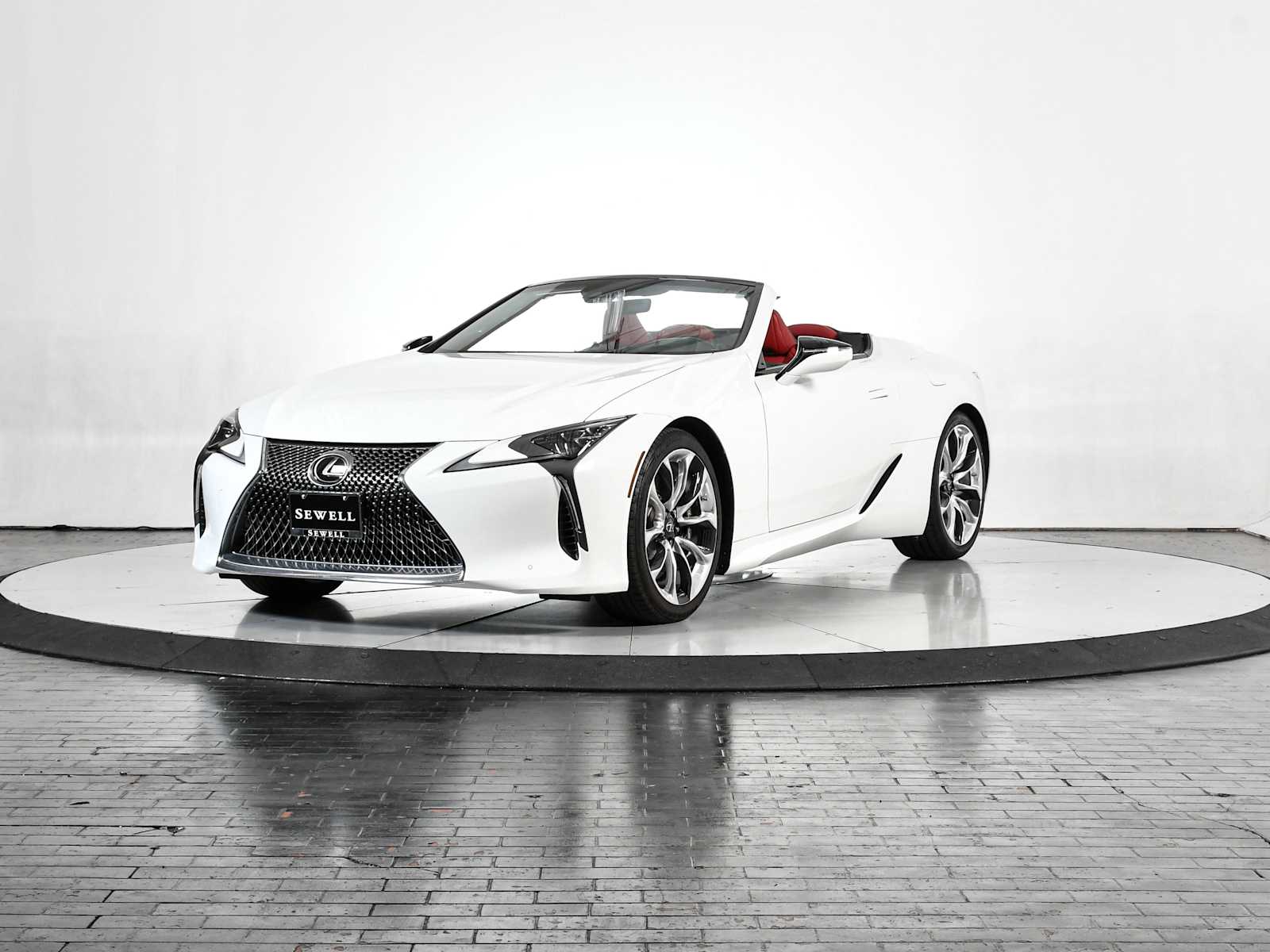 2023 Lexus LC 500's photo