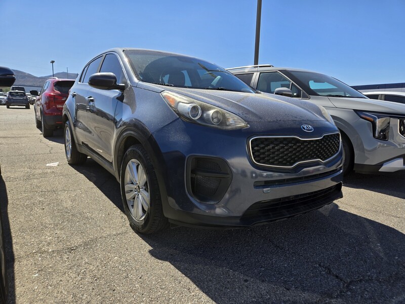 2019 Kia Sportage LX photo 2