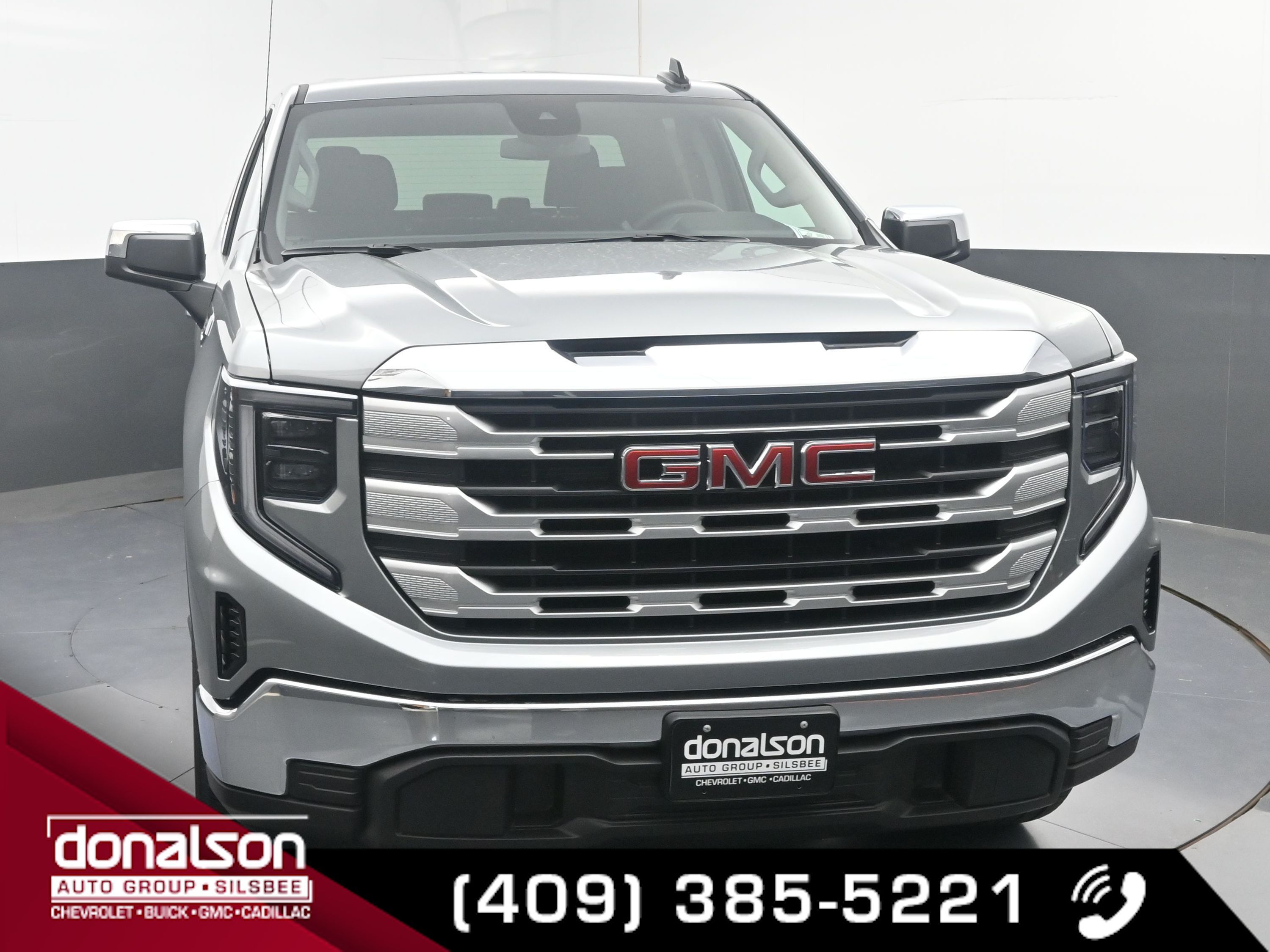 2026 Gmc Sierra SLE photo 2