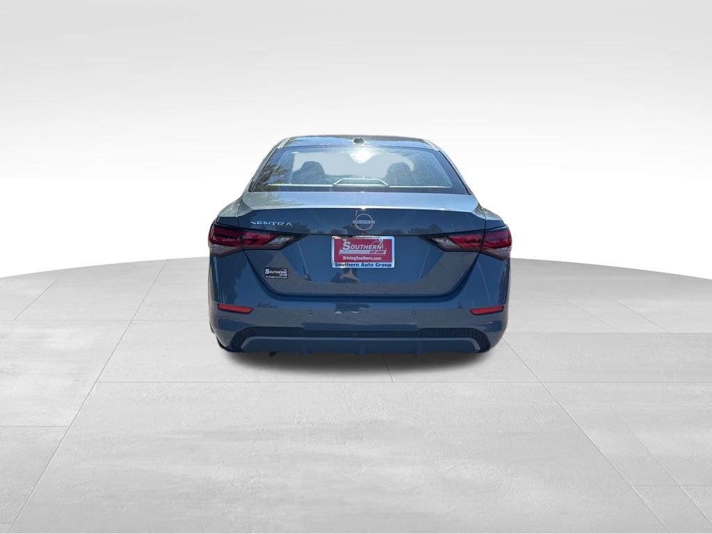 2025 Nissan Sentra SV photo 3
