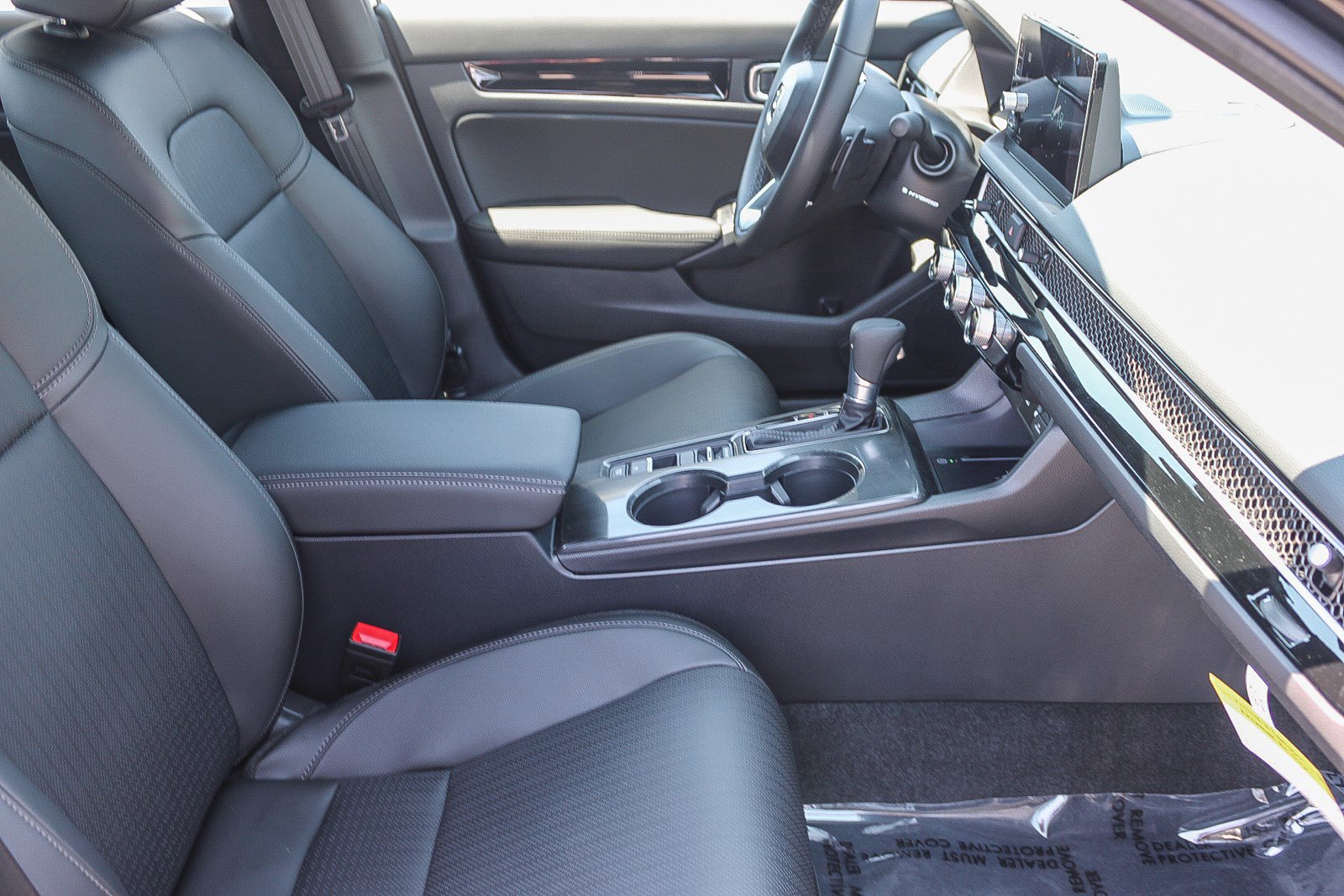 2026 Honda Civic Hybrid Sport Touring photo 17