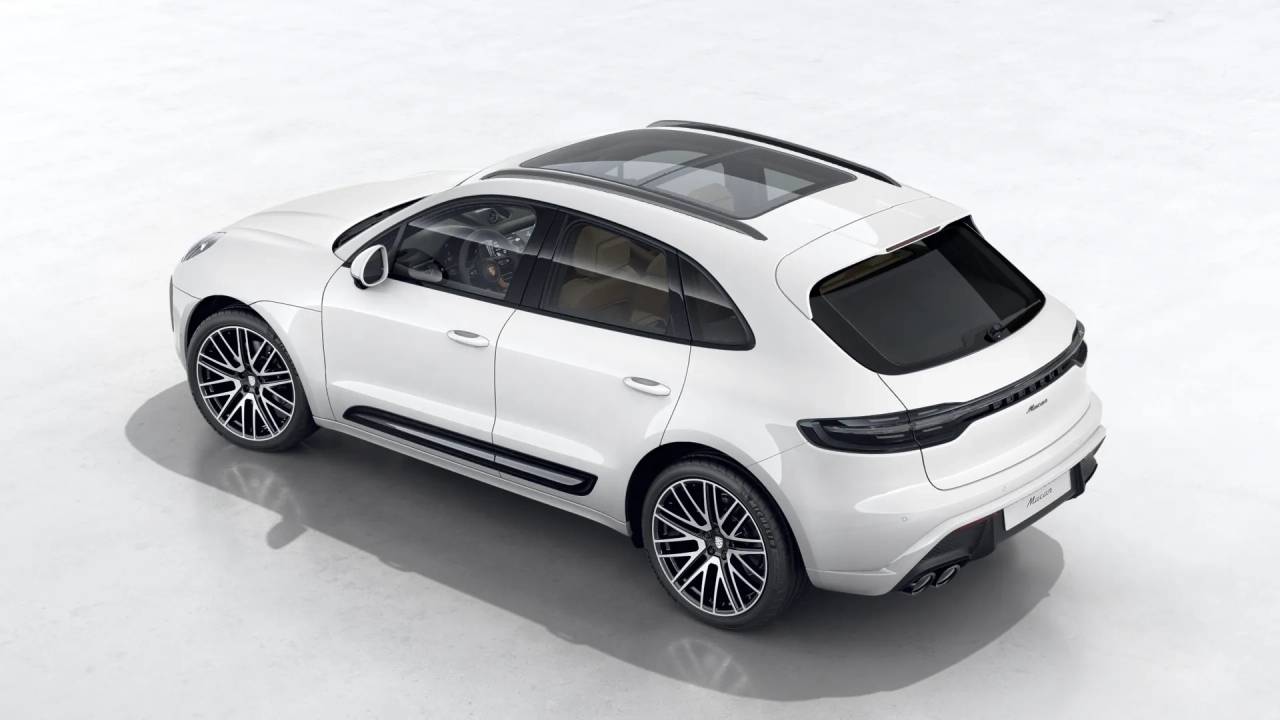 2026 Porsche Macan T photo 4