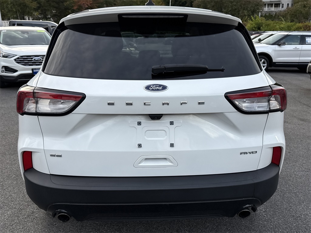 2022 Ford Escape SE photo 4