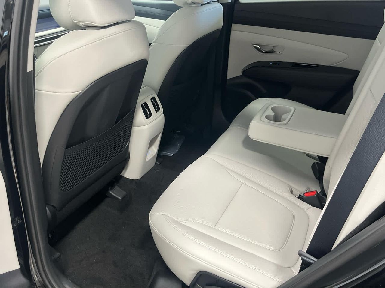 2025 Hyundai Tucson Limited photo 26