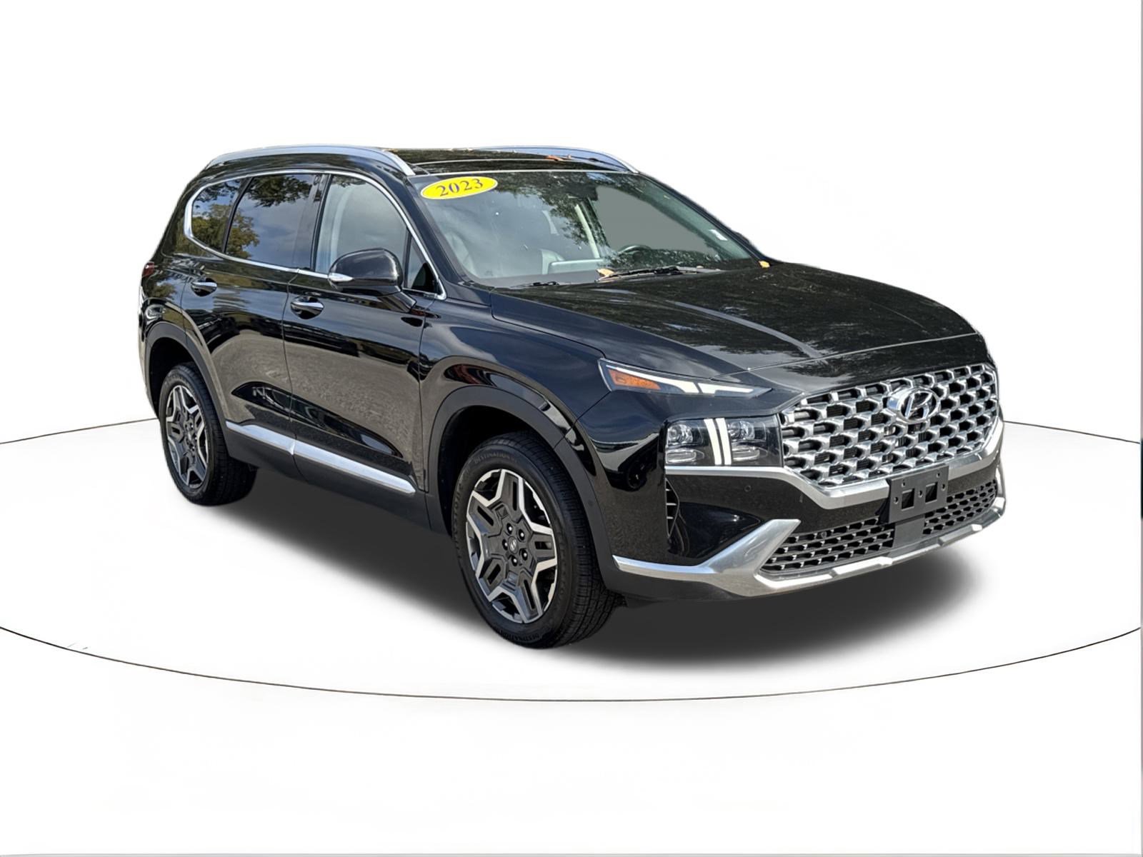 2023 Hyundai Santa Fe Limited's photo