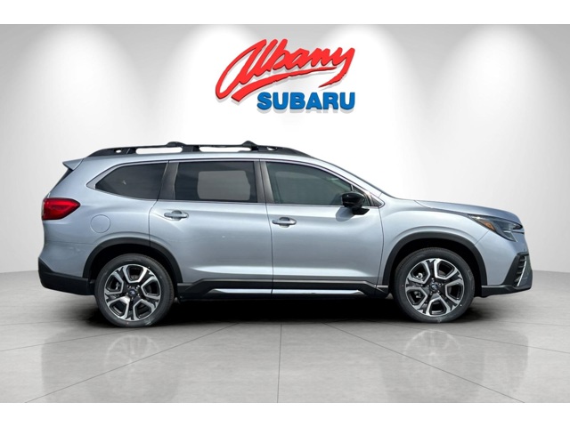 2025 Subaru Ascent Touring photo 3