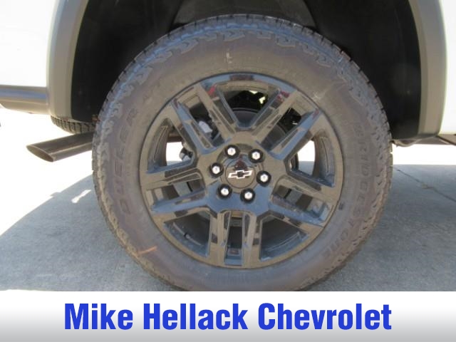2025 Chevrolet Colorado Trail Boss photo 9