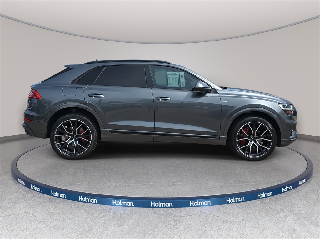 2019 Audi Q8 line Premium Plus photo 2