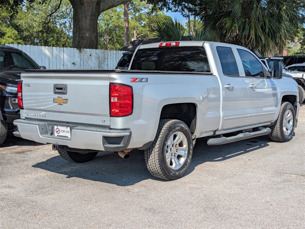 2018 Chevrolet Silverado 1500 LT photo 4