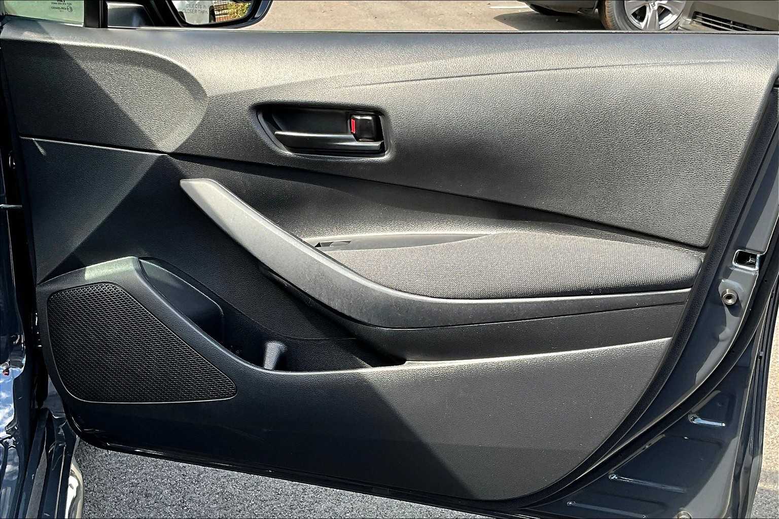 2023 Toyota Corolla LE photo 20