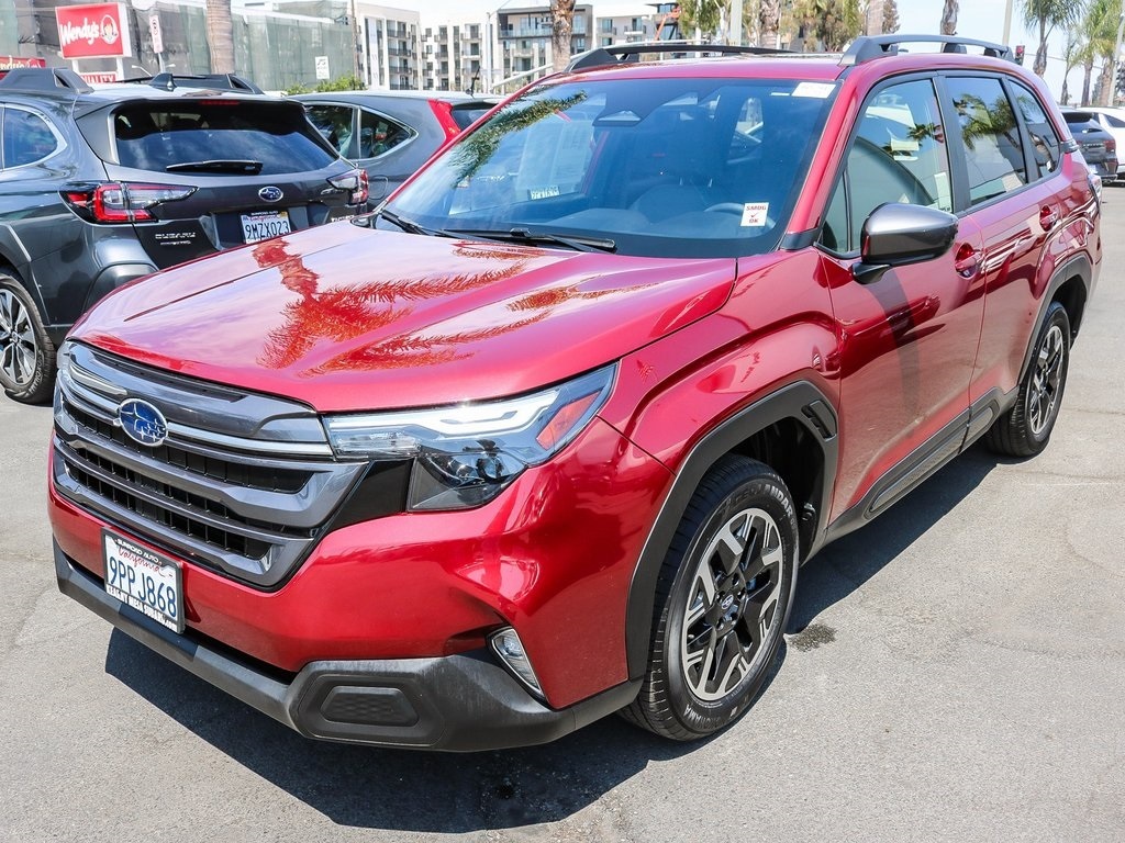 2025 Subaru Forester Premium Base photo 3