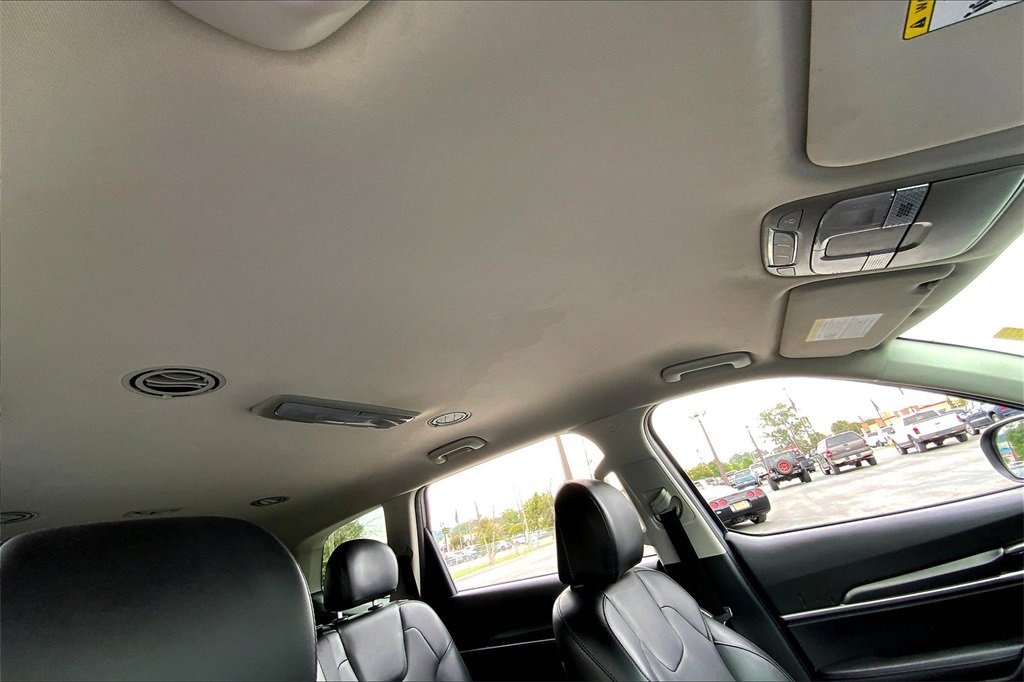 2022 Kia Telluride LX photo 20
