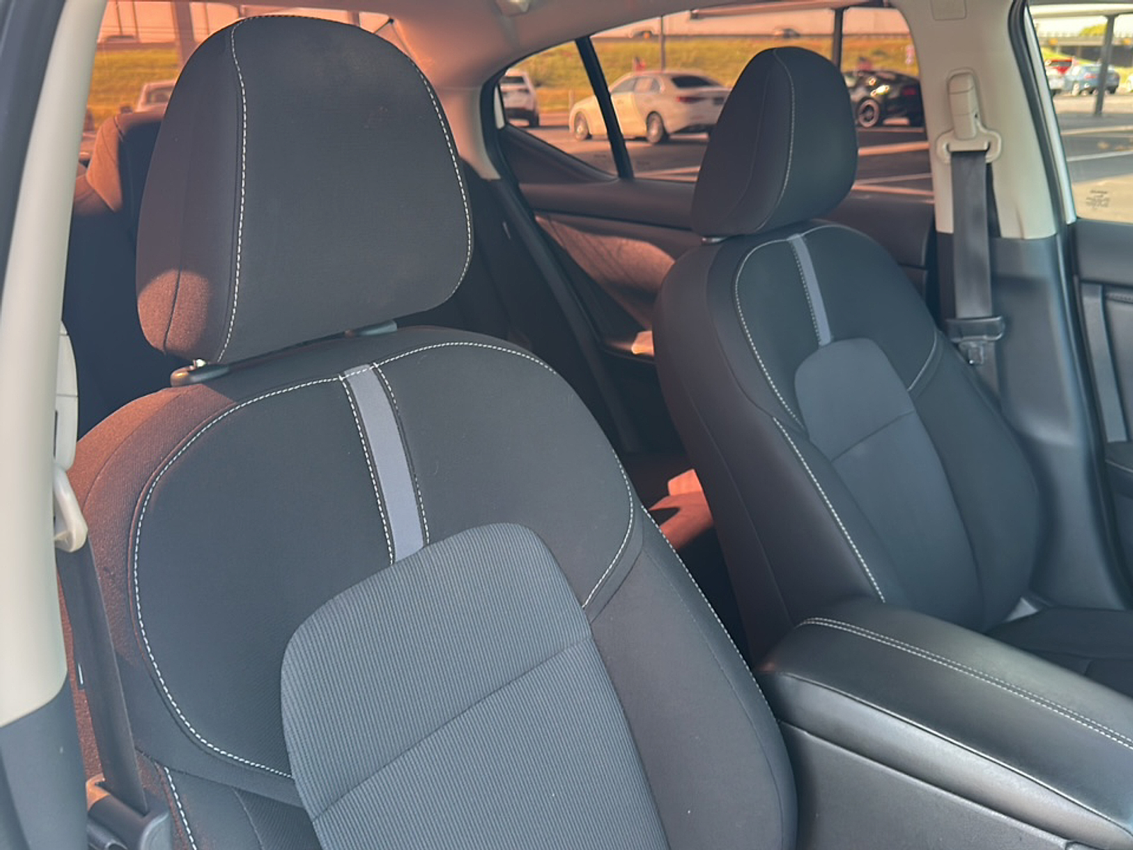 2022 Nissan Sentra SV photo 10