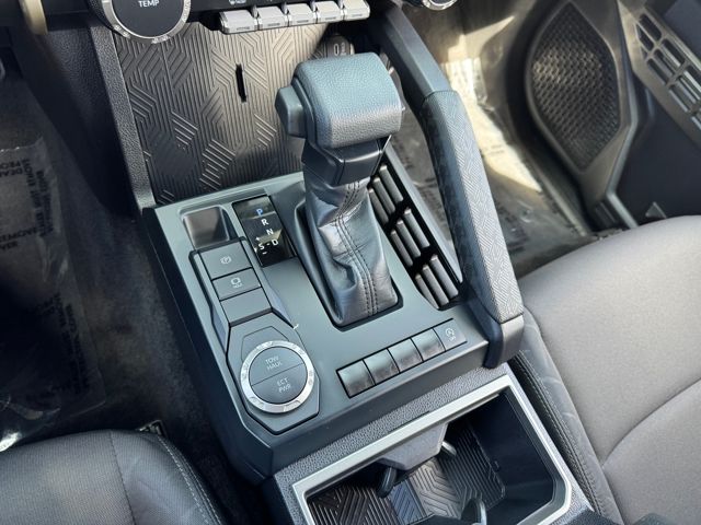 2024 Toyota Tacoma SR5 photo 16
