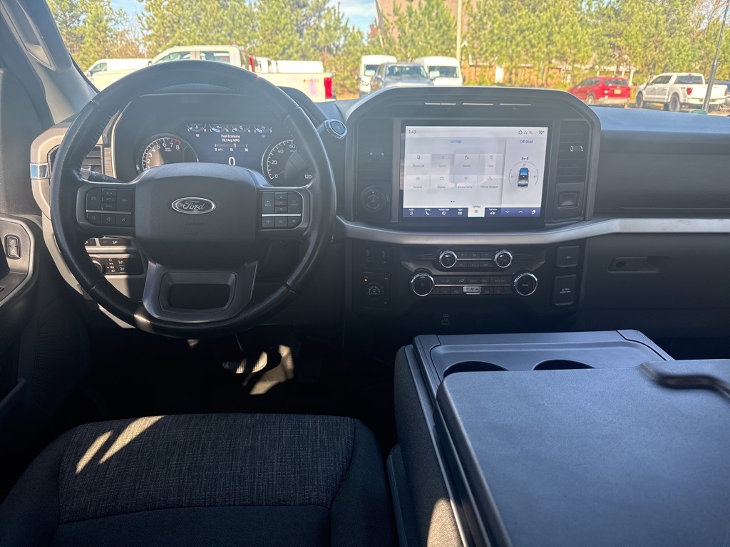 2022 Ford F-150 XLT photo 2