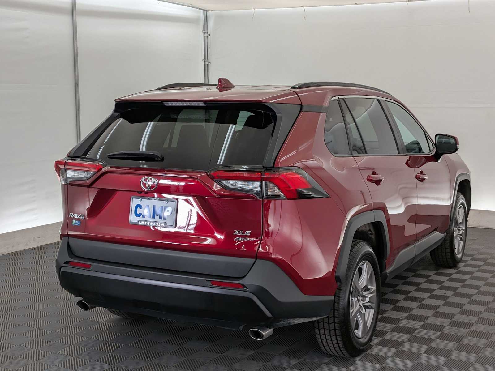 2024 Toyota RAV4 XLE photo 6
