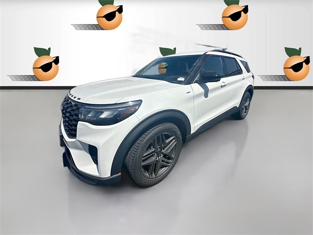 2025 Ford Explorer ST-Line photo 3