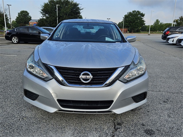 Used 2018 Nissan Altima S with VIN 1N4AL3AP8JC157967 for sale in Warner Robins, GA