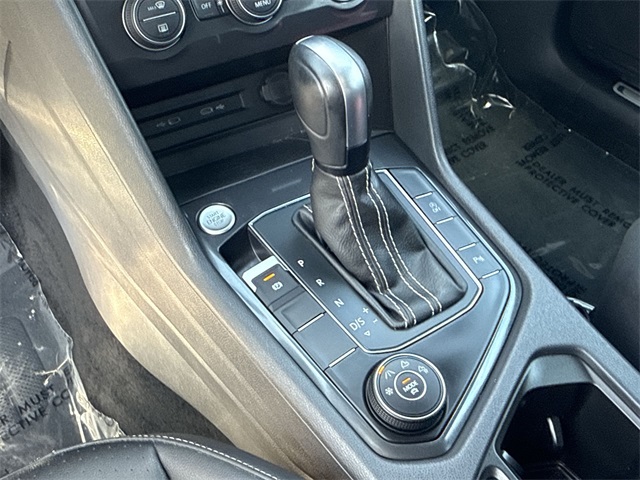 2021 Volkswagen Tiguan SE photo 18