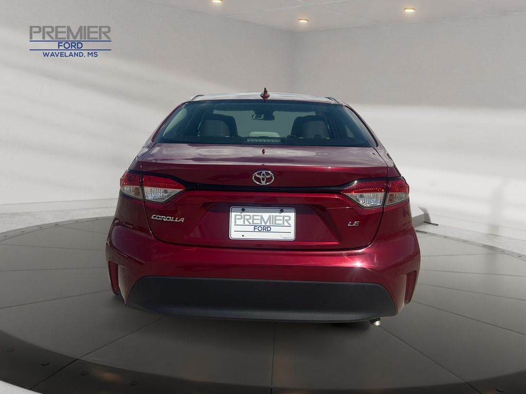 2023 Toyota Corolla LE photo 4