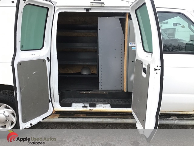 2013 Ford E-250 photo 12