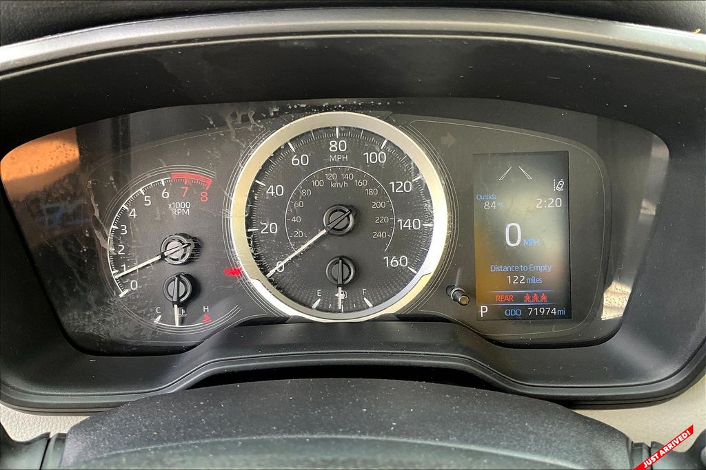 2022 Toyota Corolla LE photo 10