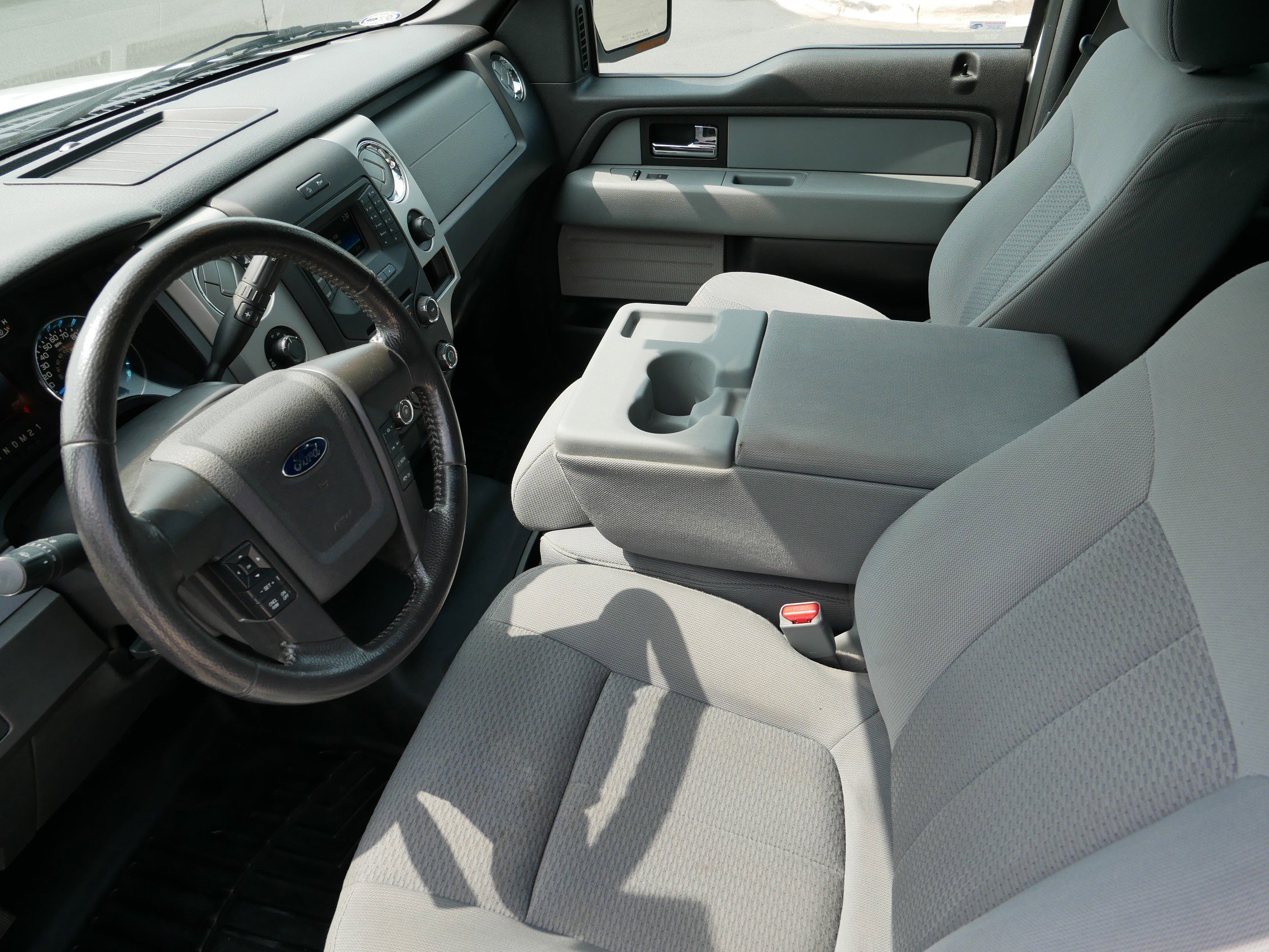 2014 Ford F-150 XLT photo 10