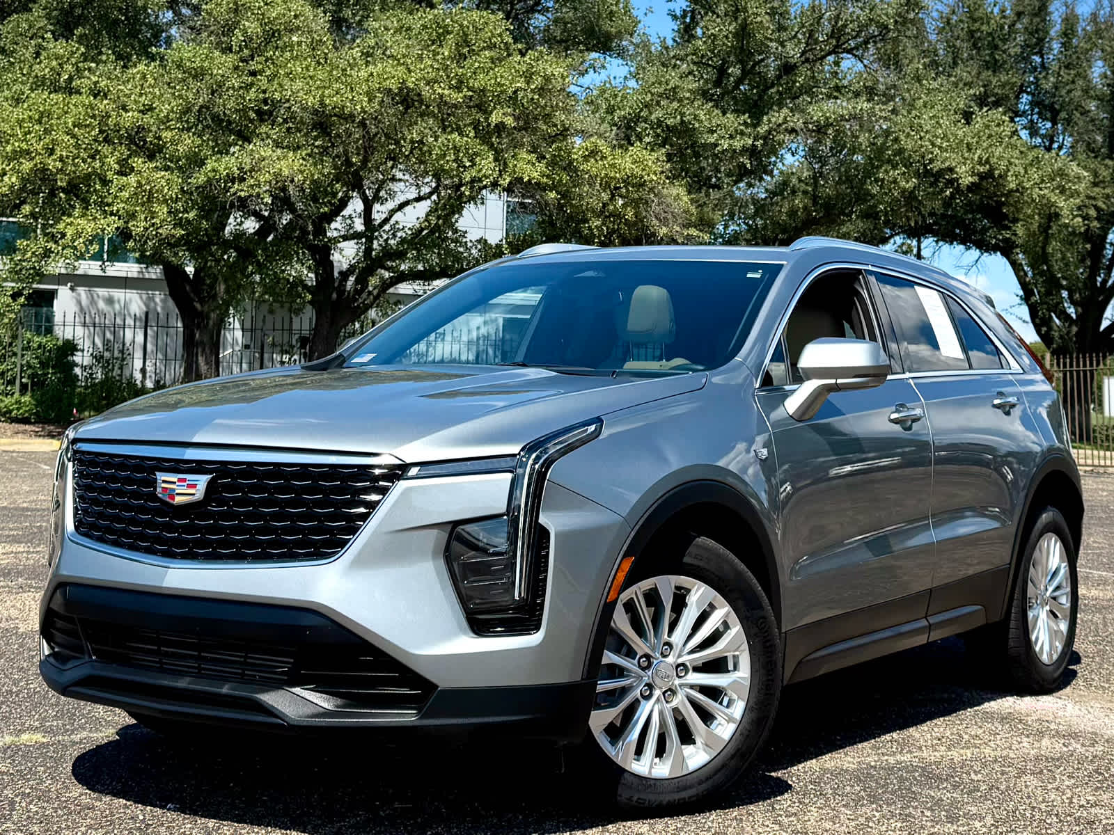 2024 Cadillac XT4