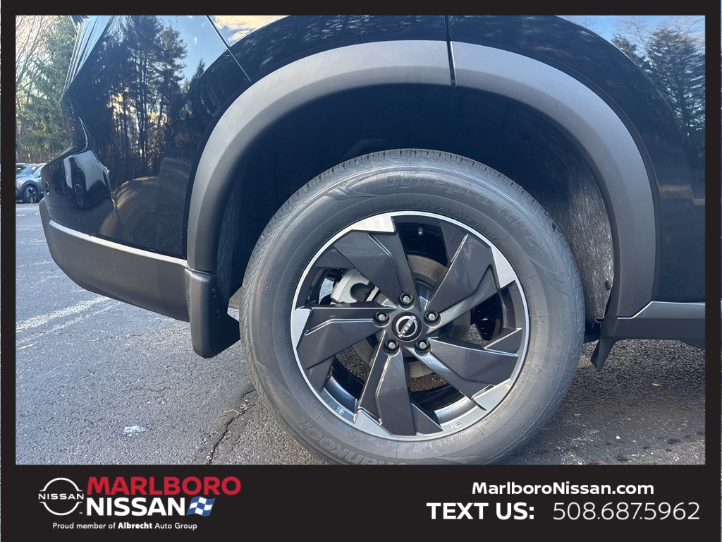 2026 Nissan Rogue SV photo 4