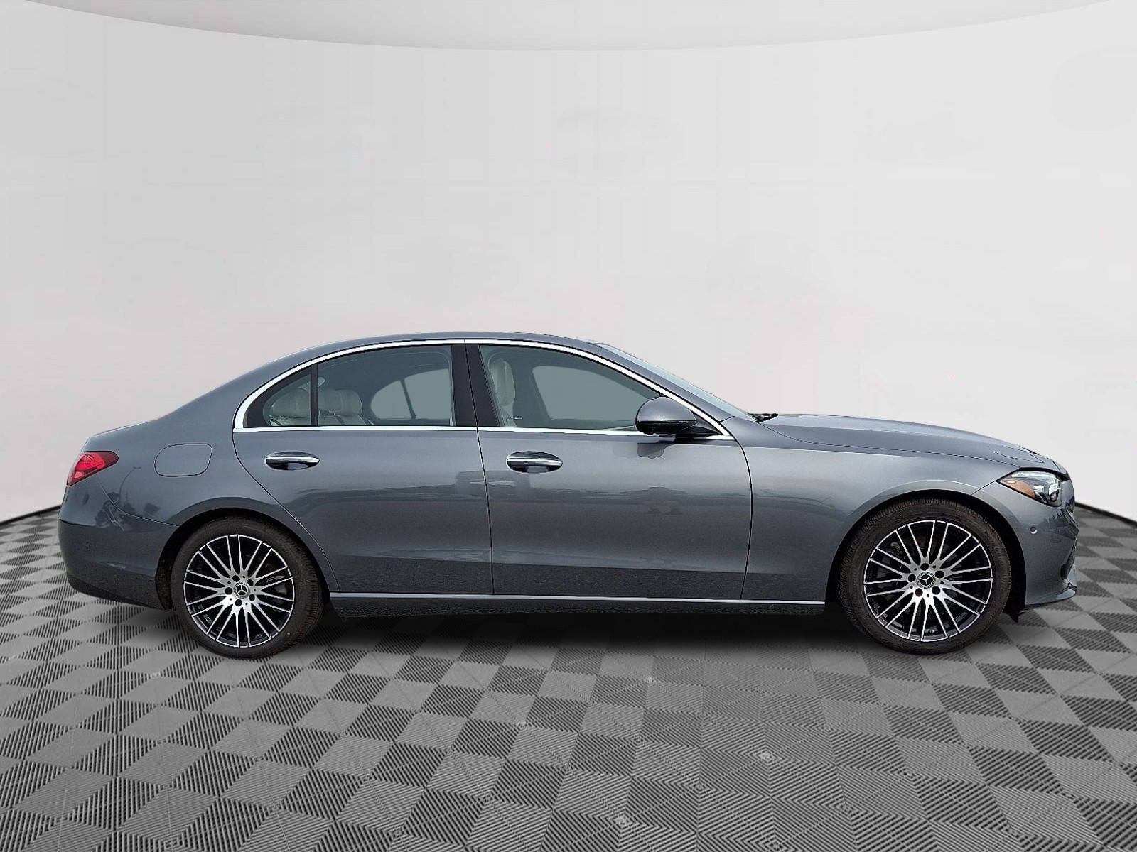 2025 Mercedes Benz C 300 photo 7