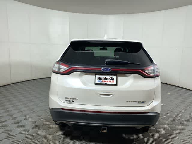 2016 Ford Edge Titanium photo 2
