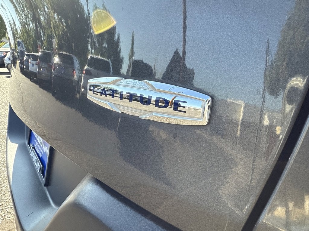 2014 Jeep Cherokee Latitude photo 15