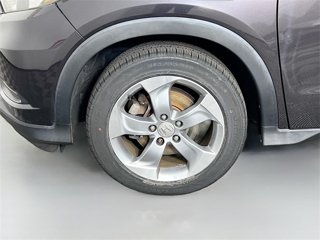 2017 Honda HR-V LX photo 23