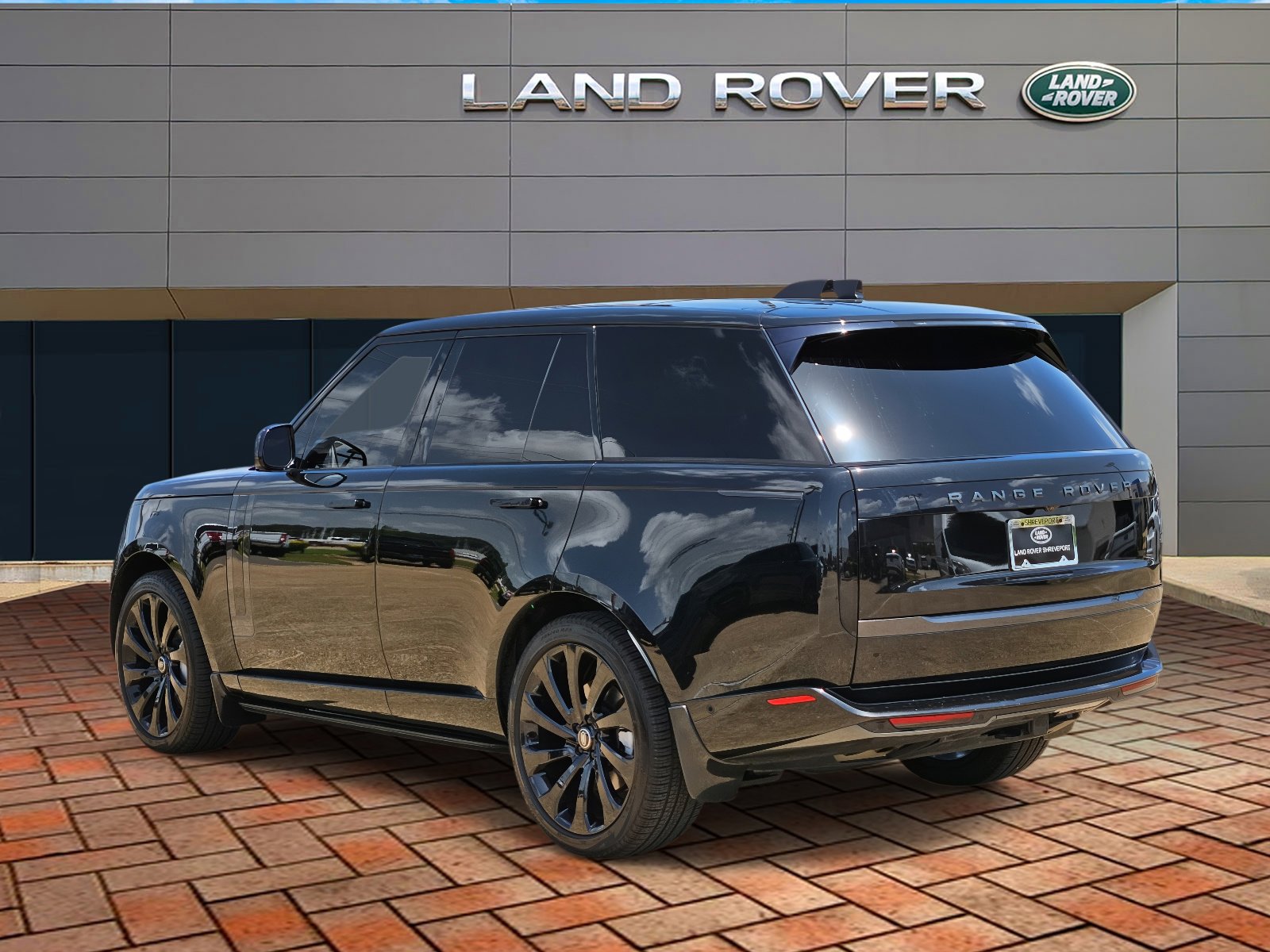 2023 Land Rover Range Rover SE photo 6