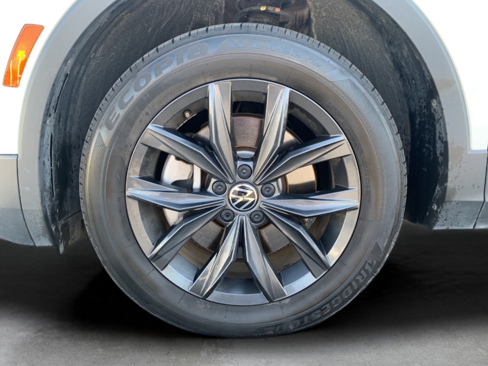 2024 Volkswagen Tiguan SE Wolfsburg Edition photo 11