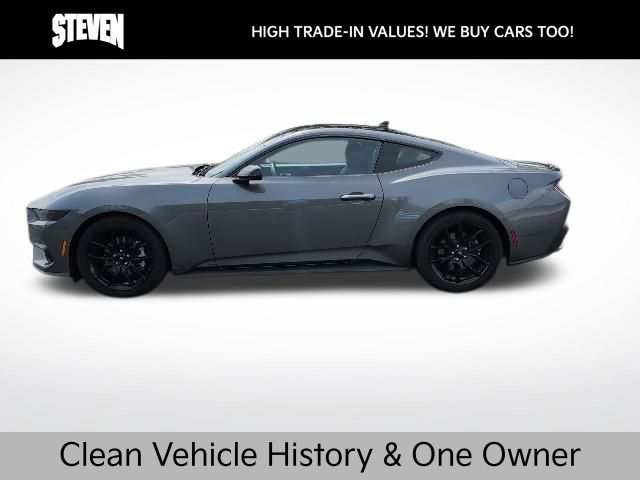 2024 Ford Mustang EcoBoost photo 3