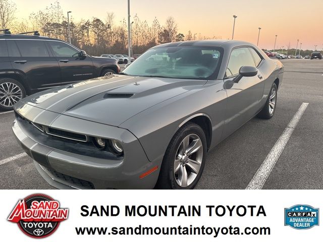 2018 Dodge Challenger SXT